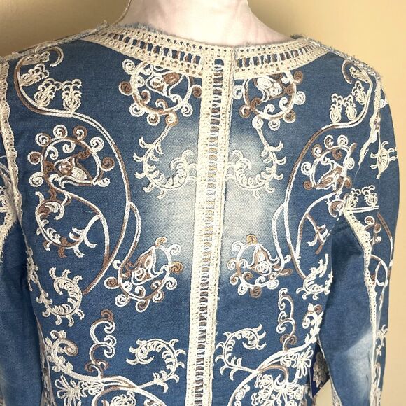 Indigo & Lace Boho Embroidered Denim Jacket Sz M Romantic Crochet Cottage Folksy - Picture 8 of 11